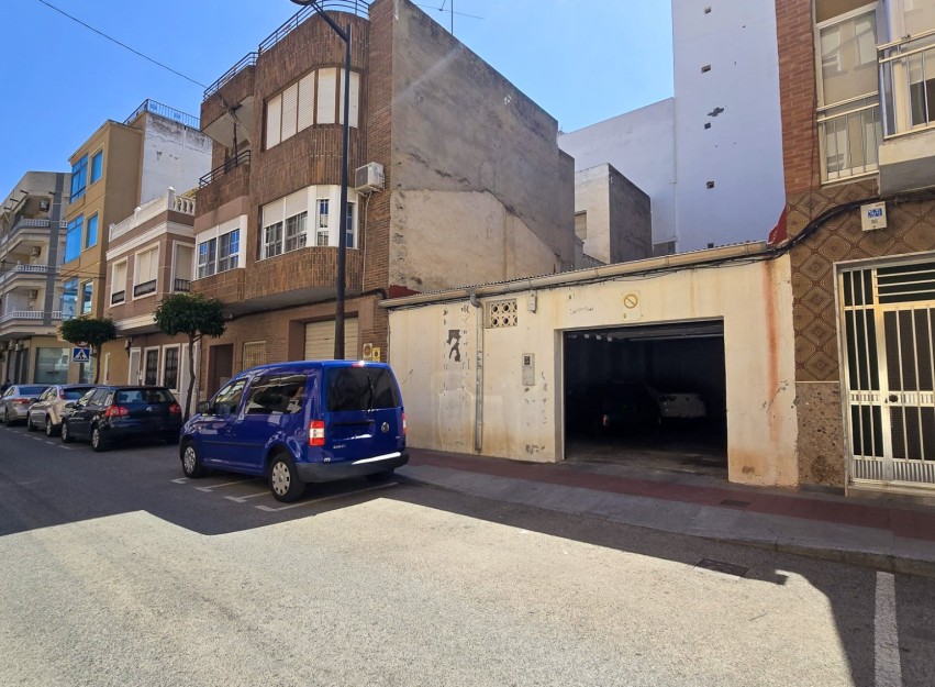 Herverkoop - Land - Guardamar del Segura - Center