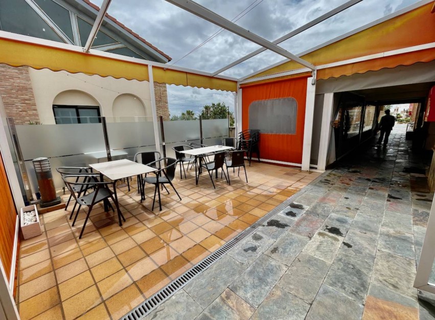 Herverkoop - Reclame - Algorfa - La finca Golf