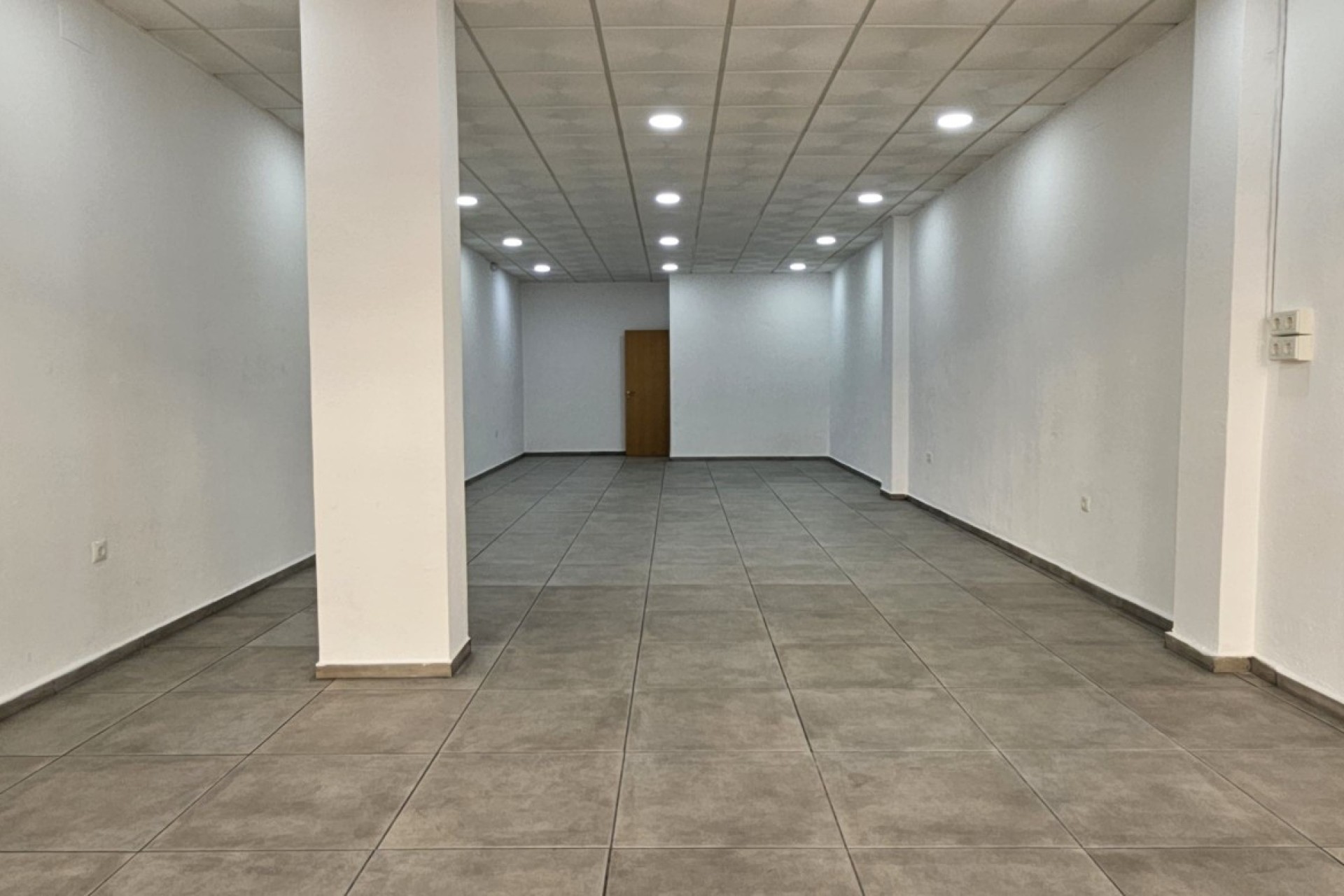 Herverkoop - Reclame - Benidorm - Colonia Madrid
