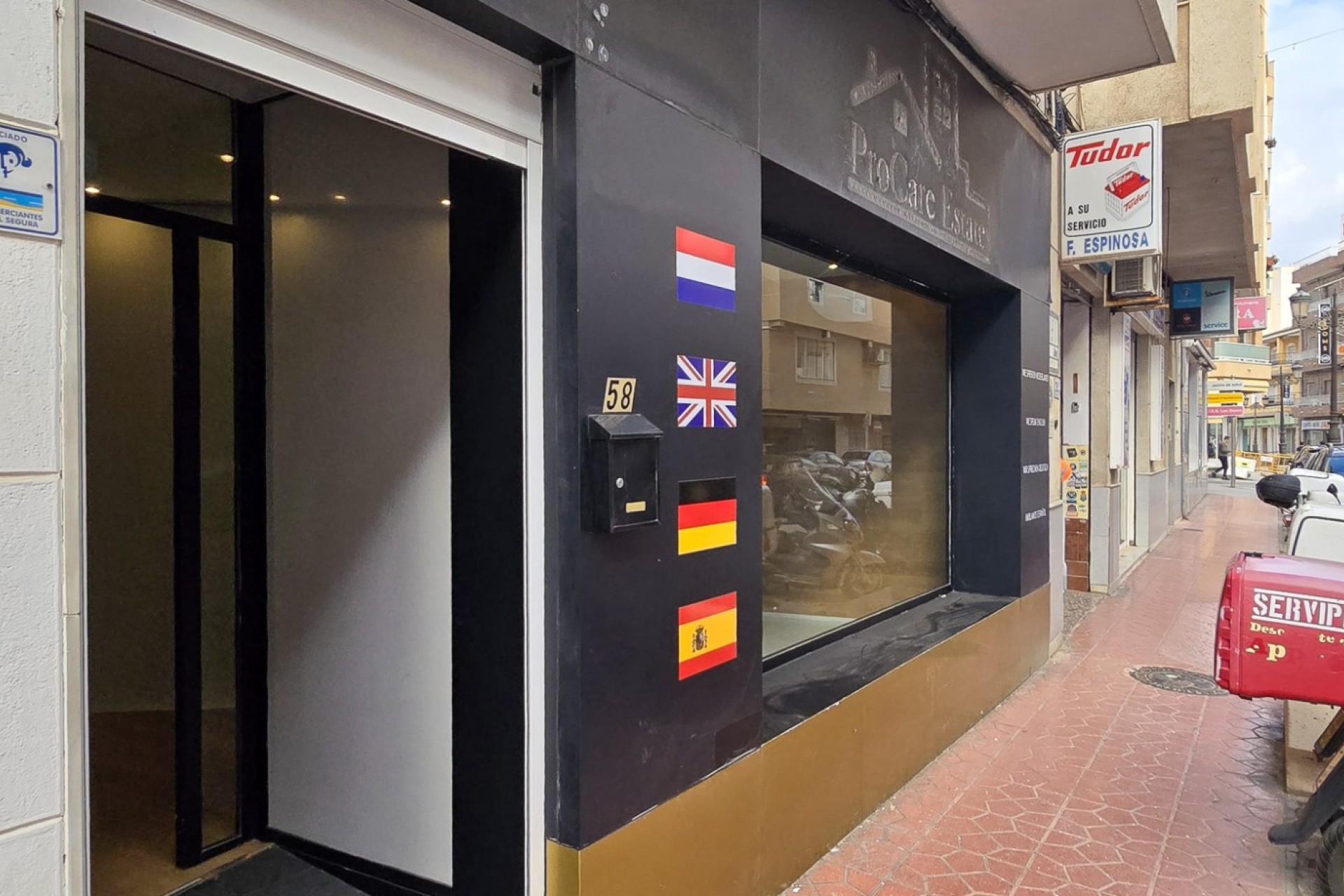 Herverkoop - Reclame - Guardamar del Segura - Center