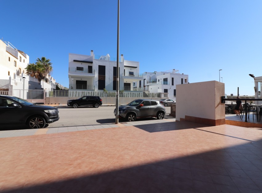 Herverkoop - Reclame - Los Montesinos - Laguna Green