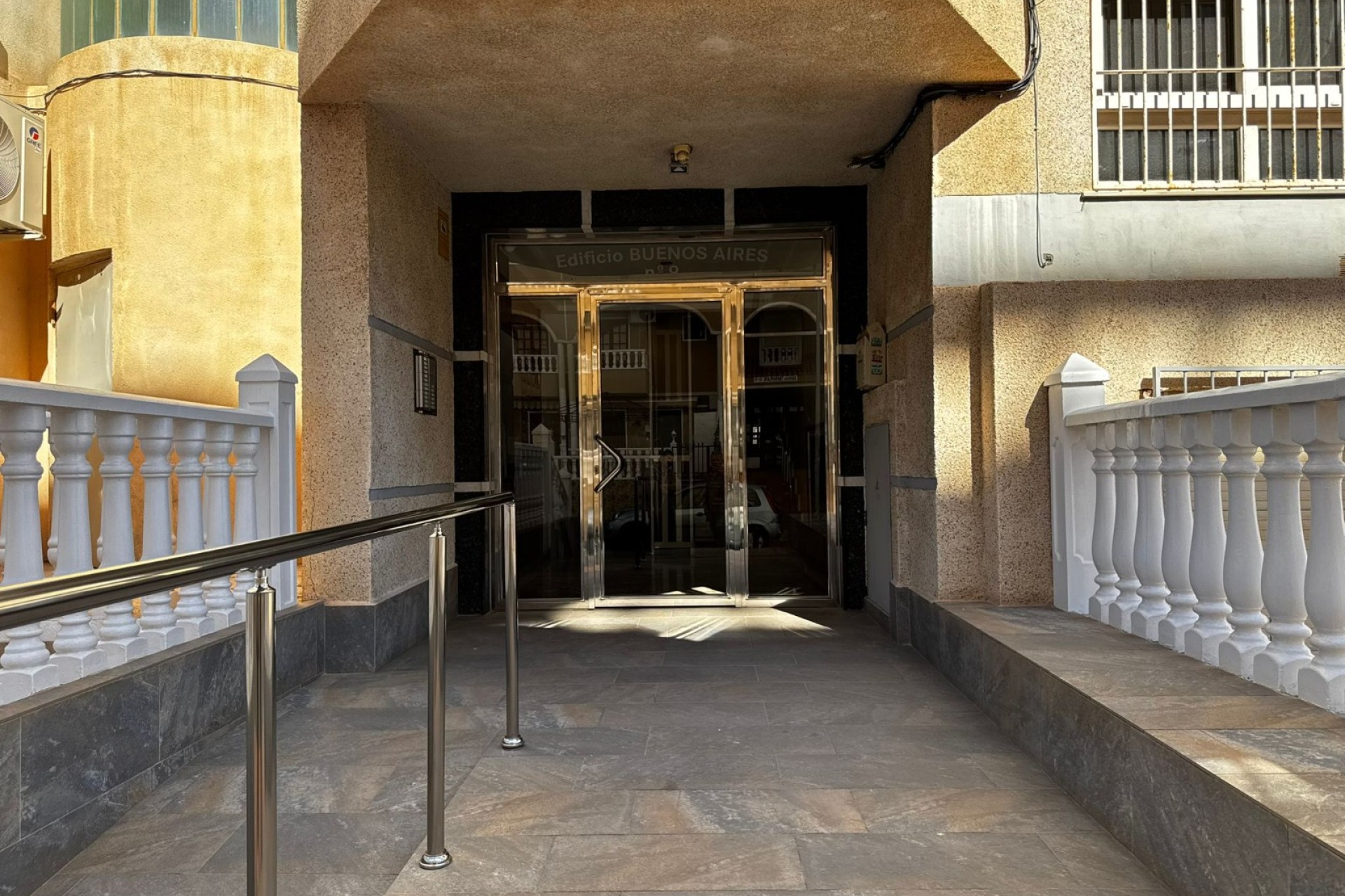 Herverkoop - Reclame - Punta Prima