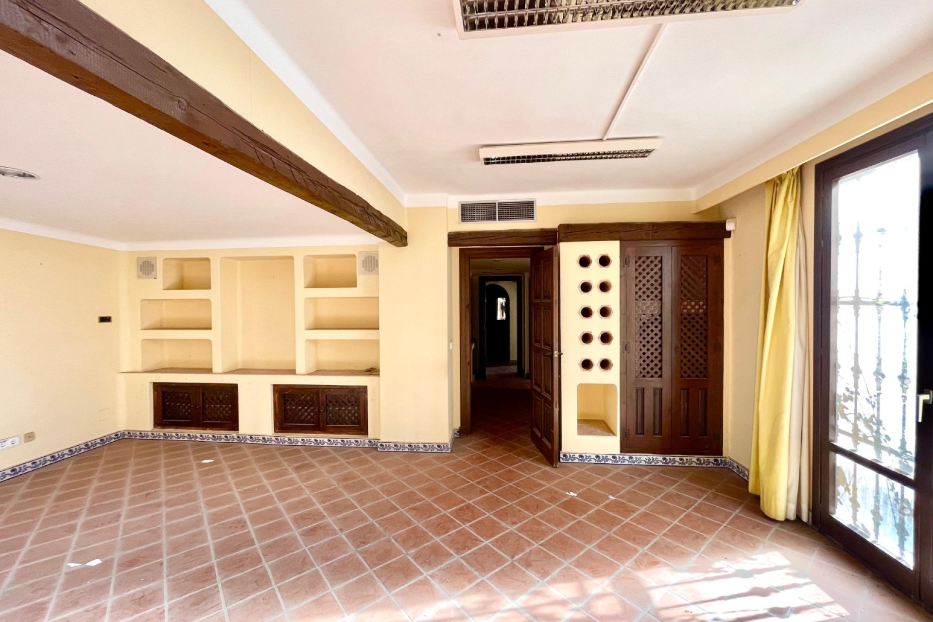 Herverkoop - Reclame - Torrevieja - Playa Los Locos