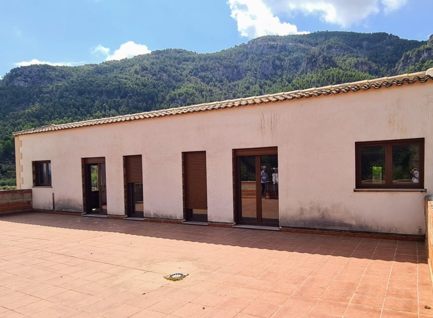 Herverkoop - Villa - Alcoy - Muro de Alcoy