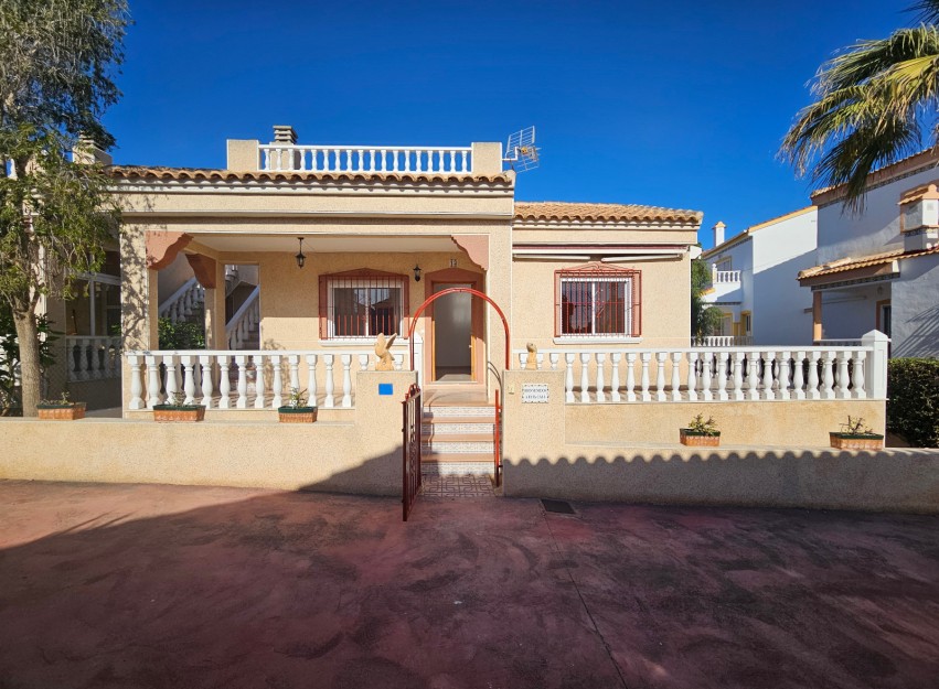 Herverkoop - Villa - Algorfa - Montemar