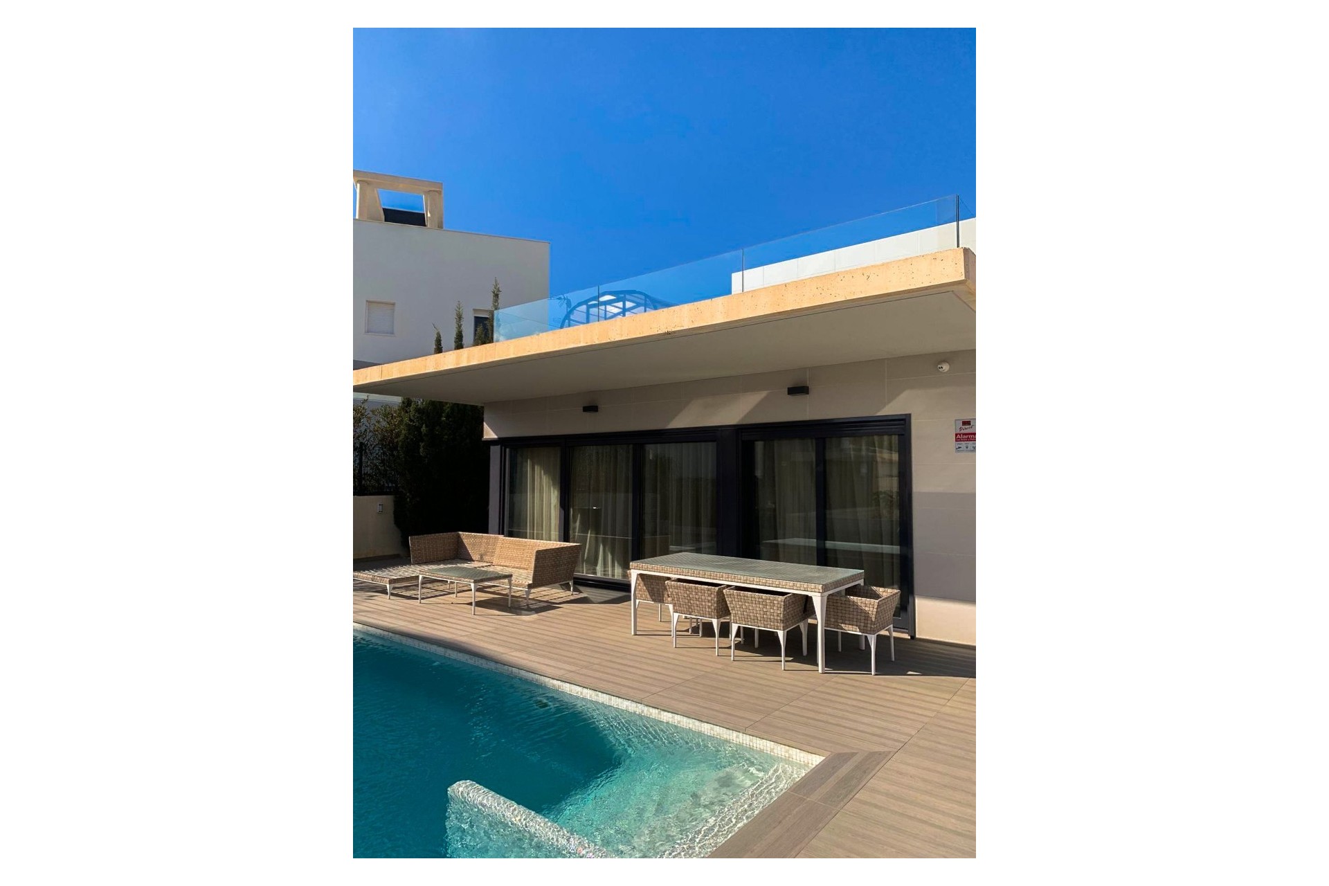 Herverkoop - Villa - Alicante - Campoamor