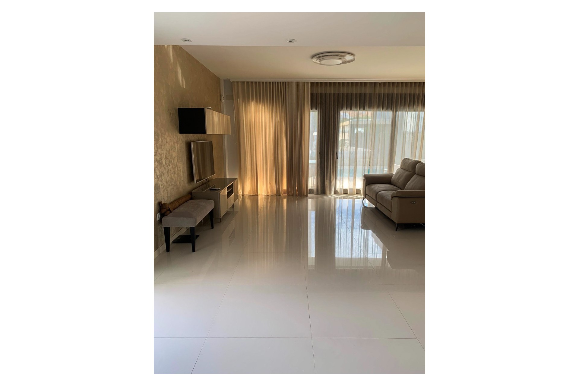 Herverkoop - Villa - Alicante - Campoamor