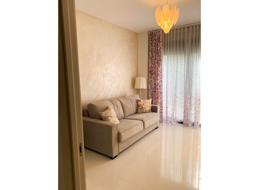 Herverkoop - Villa - Alicante - Campoamor