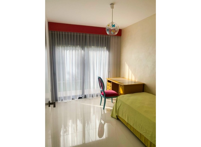Herverkoop - Villa - Alicante - Campoamor