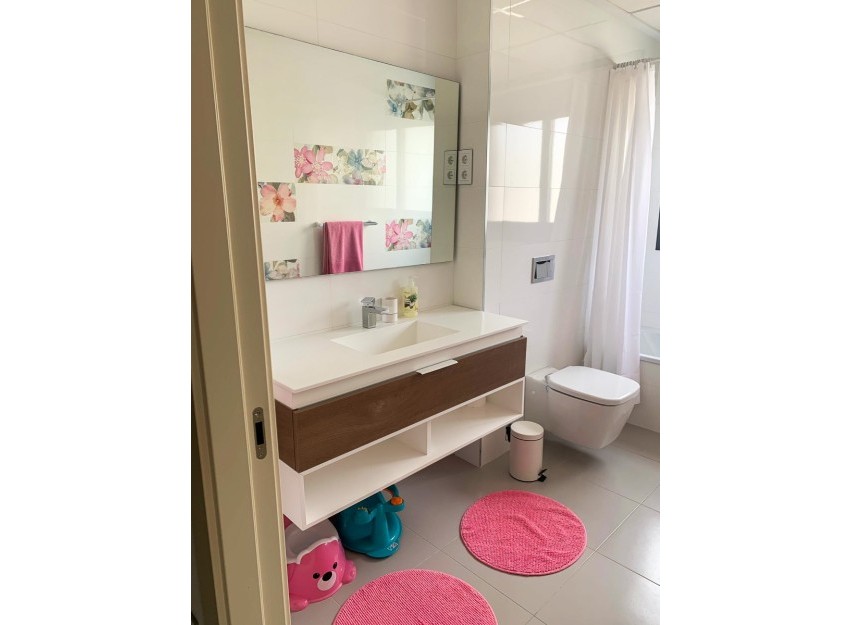 Herverkoop - Villa - Alicante - Campoamor
