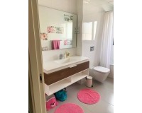 Herverkoop - Villa - Alicante - Campoamor