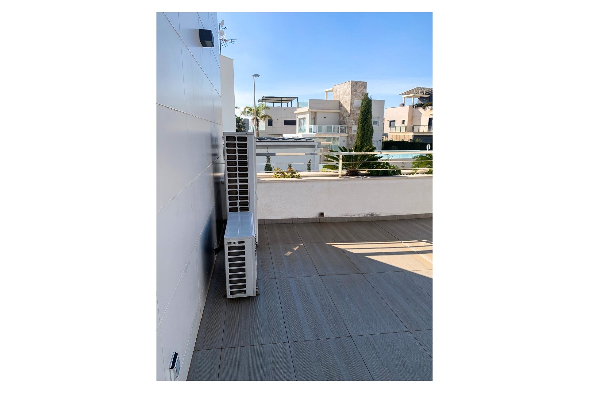 Herverkoop - Villa - Alicante - Campoamor