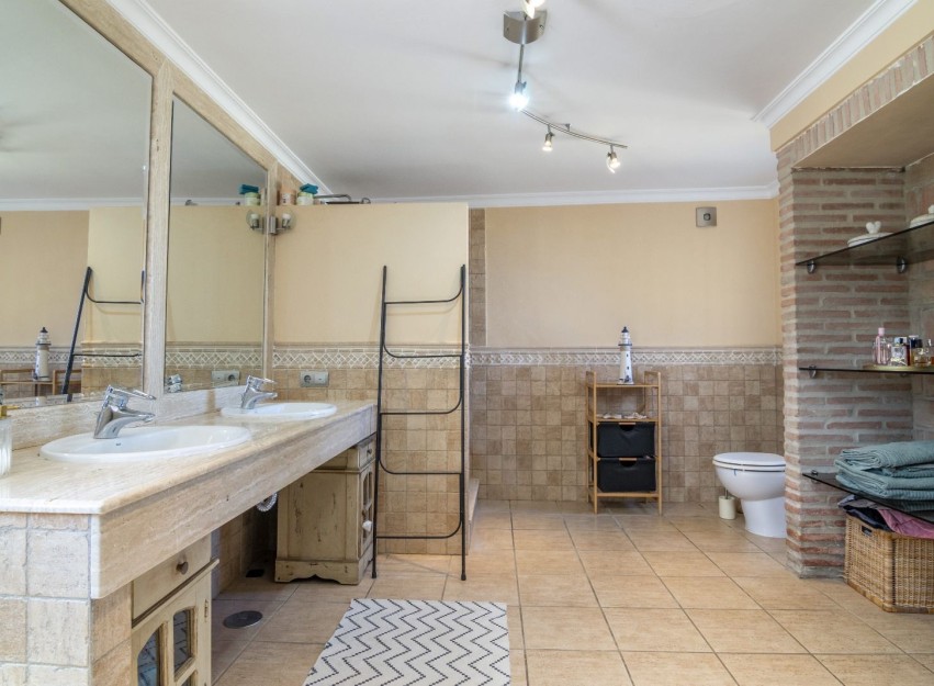 Herverkoop - Villa - Benahavis - La Quinta