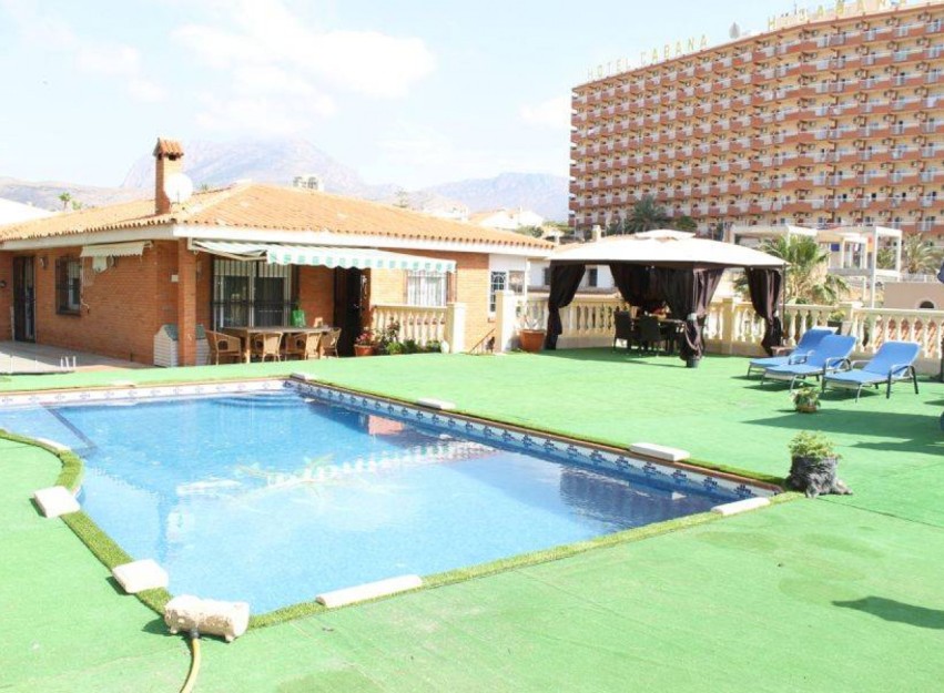 Herverkoop - Villa - Benidorm - Poniente
