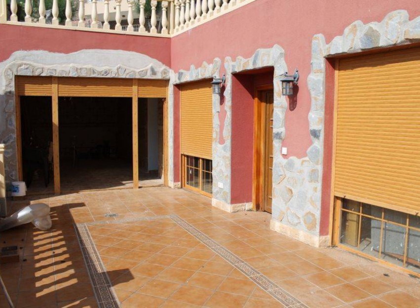Herverkoop - Villa - Benidorm - Poniente