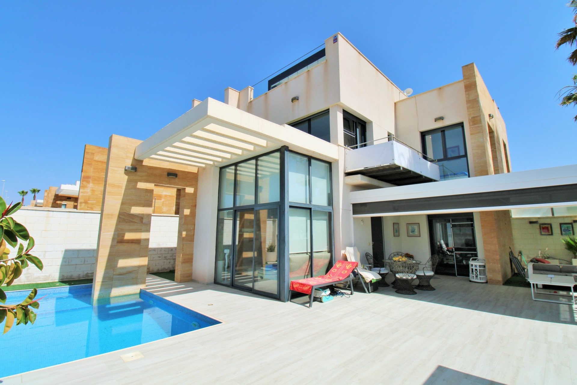 Herverkoop - Villa - Cabo Roig