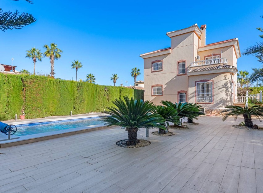 Herverkoop - Villa - Ciudad Quesada - Doña Pepa