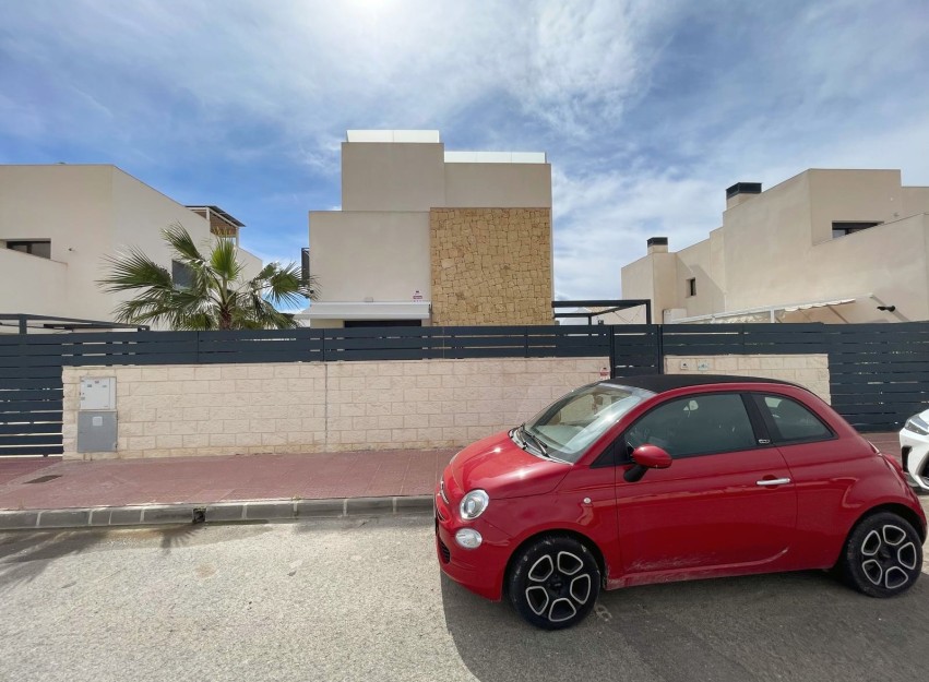 Herverkoop - Villa - Ciudad Quesada - Pueblo Bravo