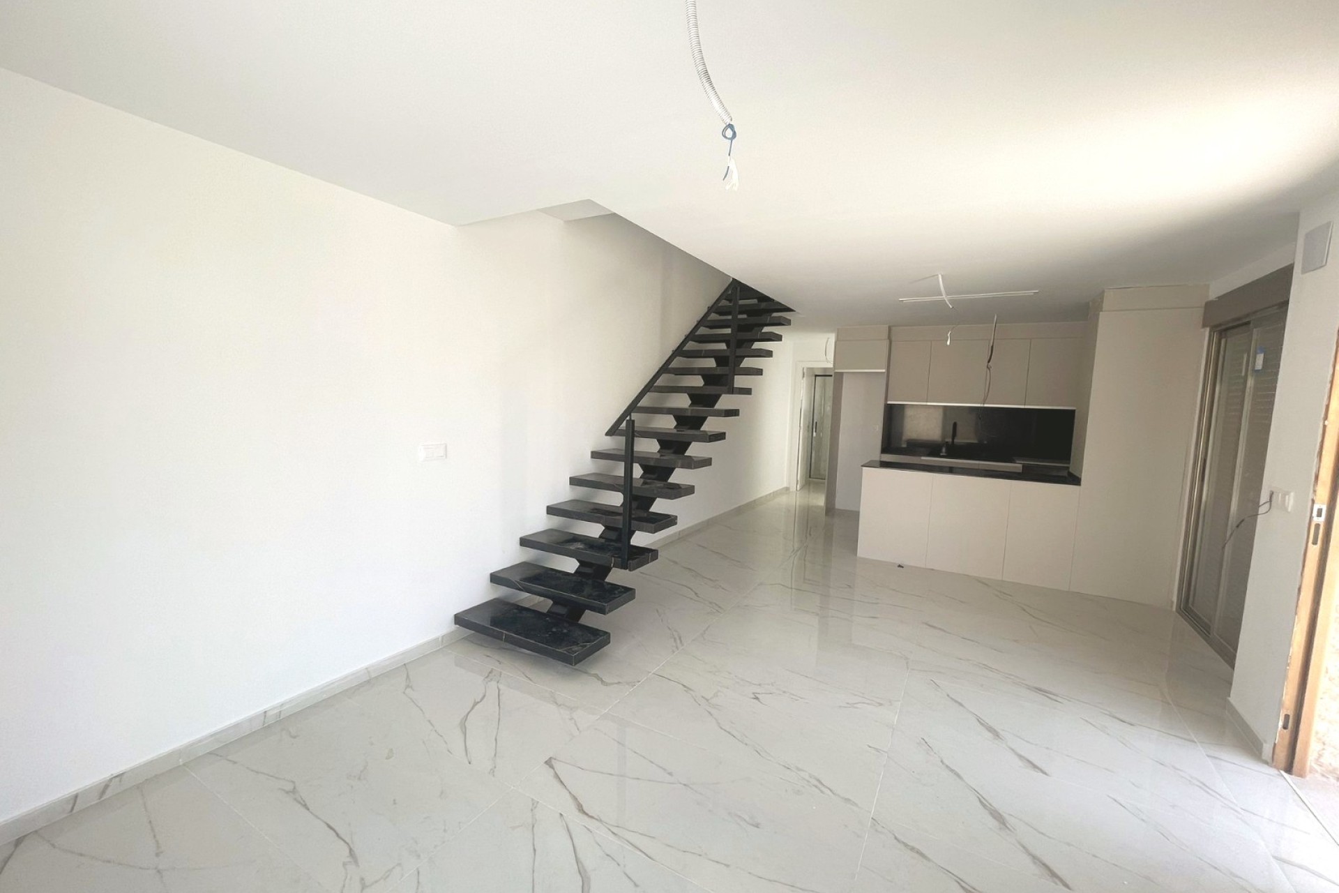 Herverkoop - Villa - Daya Nueva