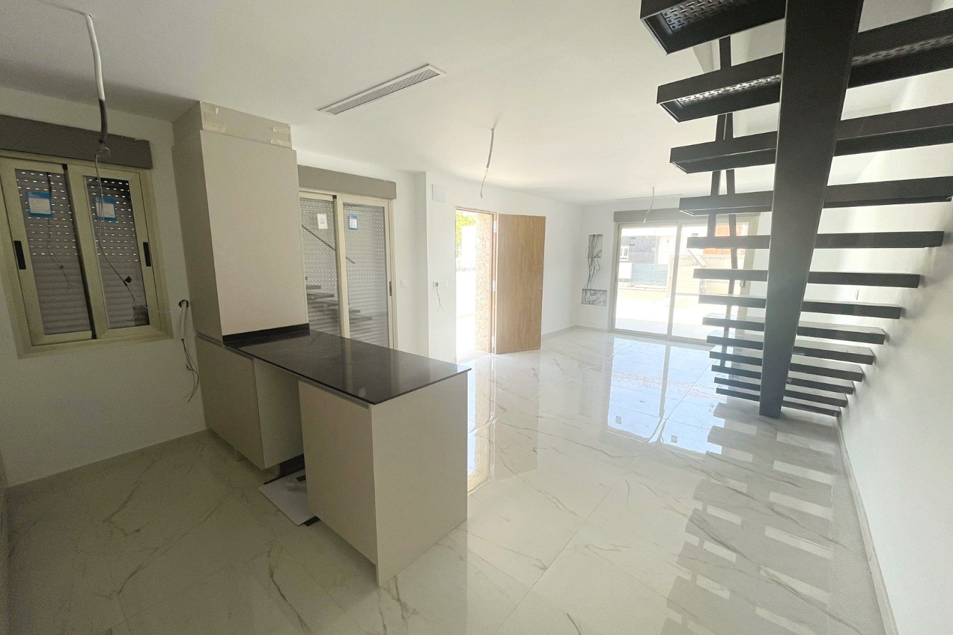 Herverkoop - Villa - Daya Nueva