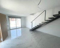 Herverkoop - Villa - Daya Nueva