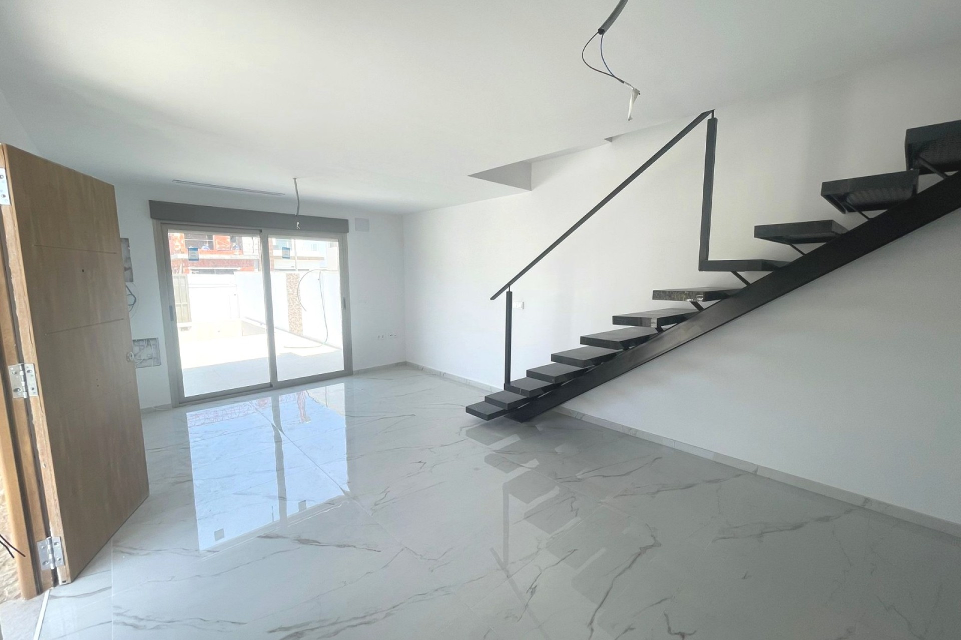 Herverkoop - Villa - Daya Nueva