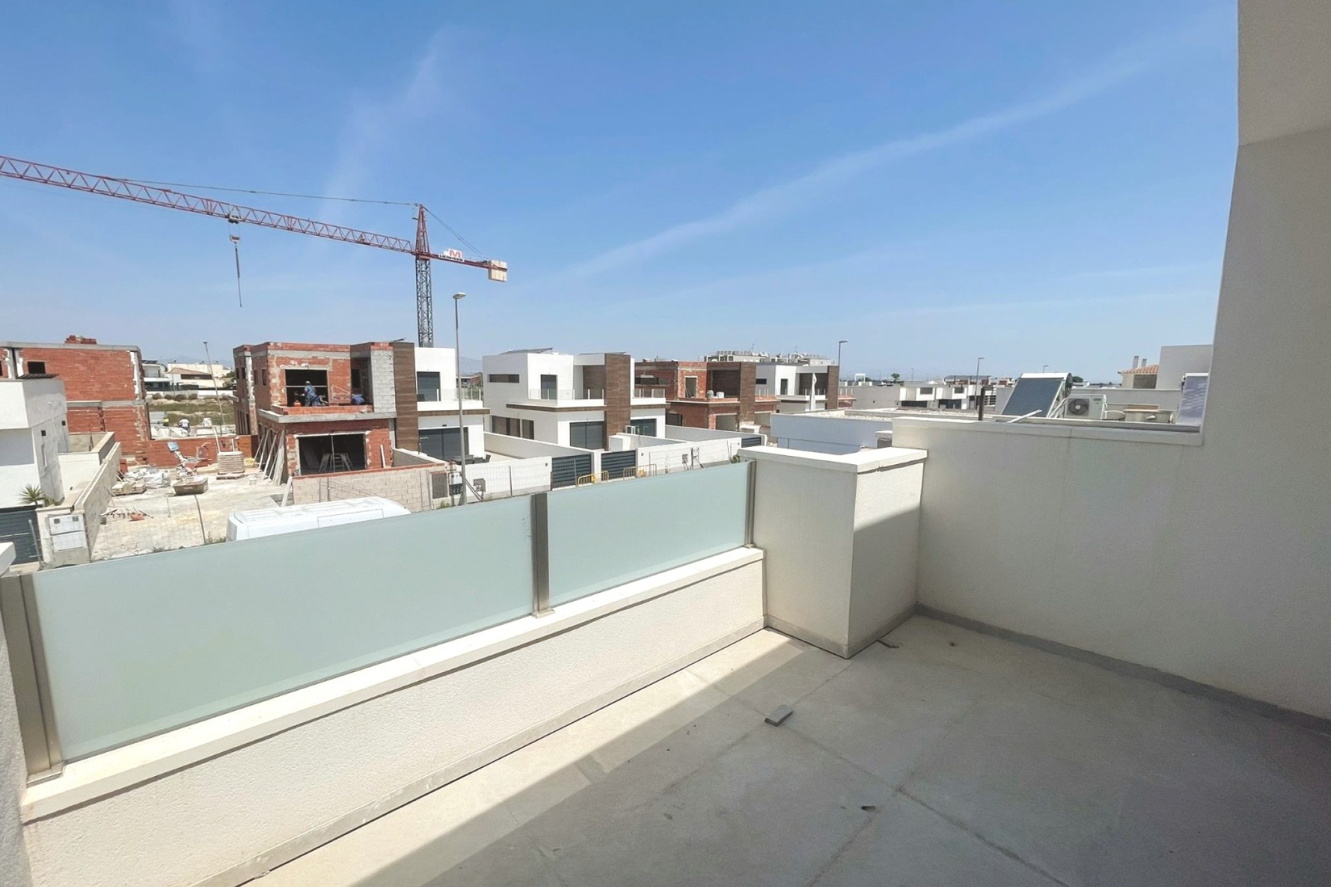 Herverkoop - Villa - Daya Nueva