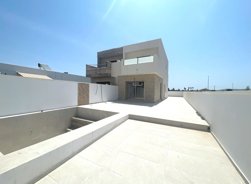 Herverkoop - Villa - Daya Nueva