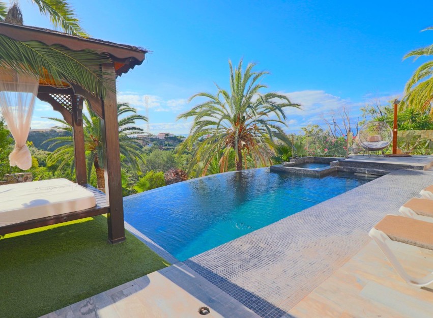 Herverkoop - Villa - El Campello - Coveta fuma
