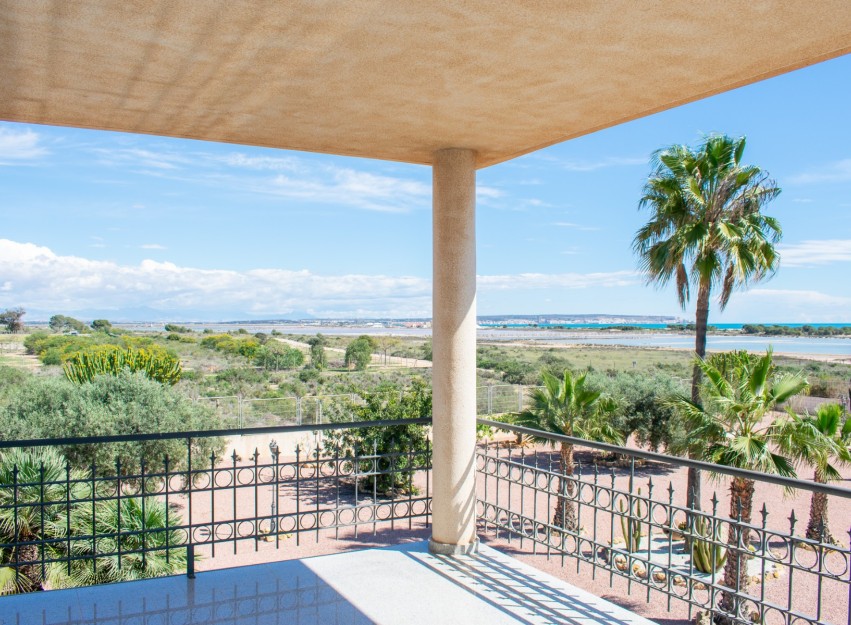 Herverkoop - Villa - Elche - La Marina