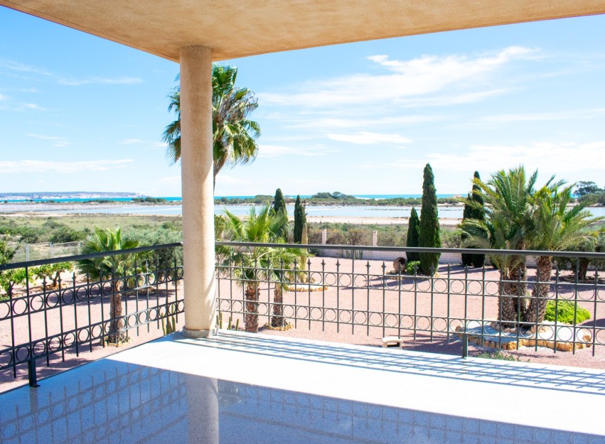 Herverkoop - Villa - Elche - La Marina