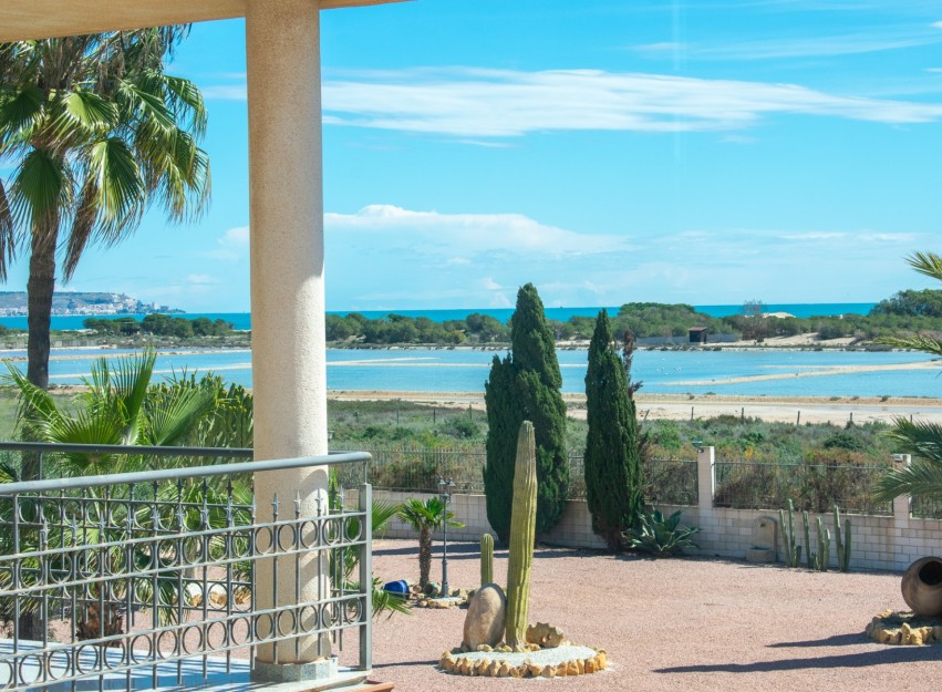 Herverkoop - Villa - Elche - La Marina