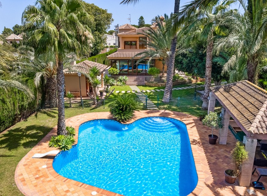 Herverkoop - Villa - Elche