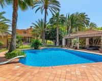 Herverkoop - Villa - Elche