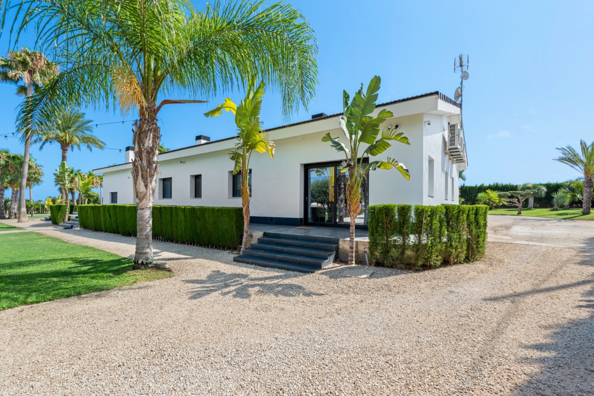Herverkoop - Villa - Elche