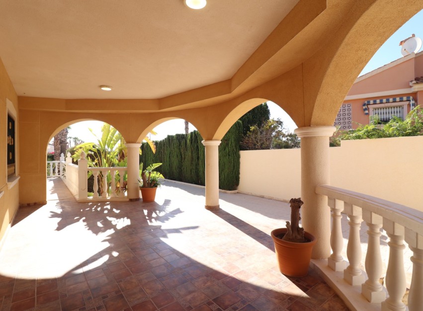 Herverkoop - Villa - La Marina - La Escuera