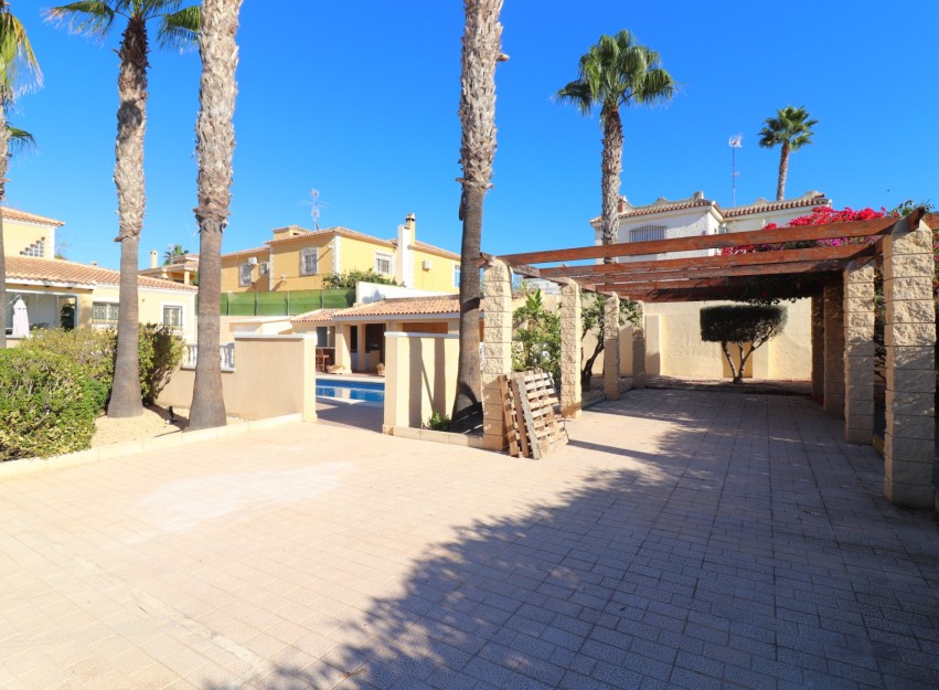 Herverkoop - Villa - La Marina - La Escuera