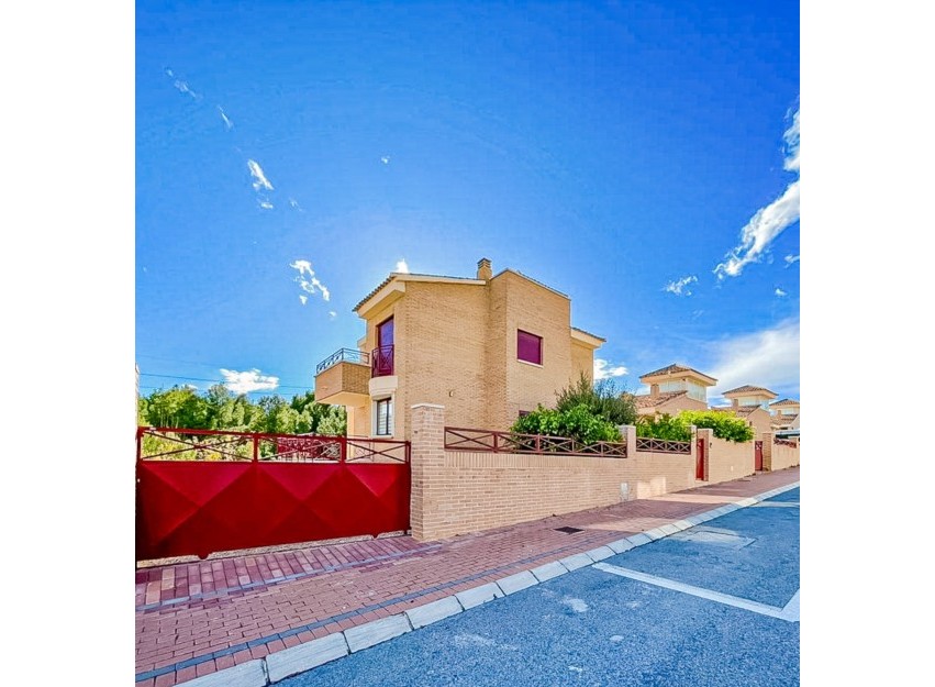 Herverkoop - Villa - La Nucía - Monte Bello