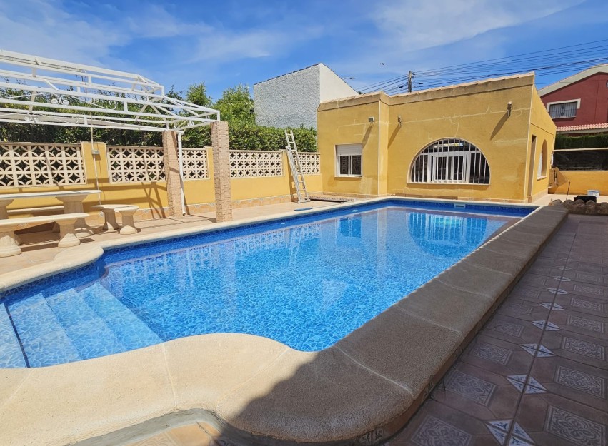 Herverkoop - Villa - Los Alcazares
