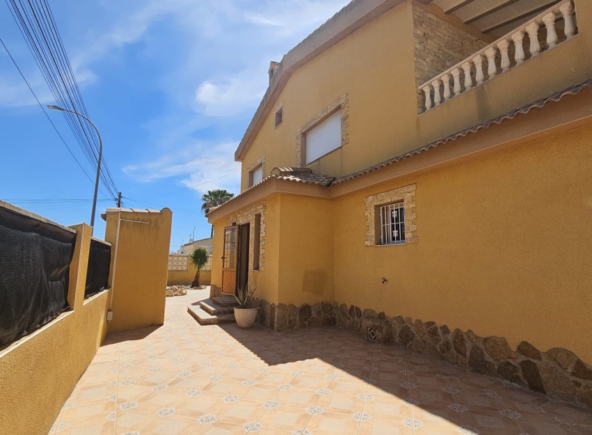 Herverkoop - Villa - Los Alcazares