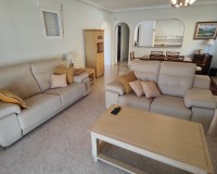 Herverkoop - Villa - Orihuela Costa - La Zenia