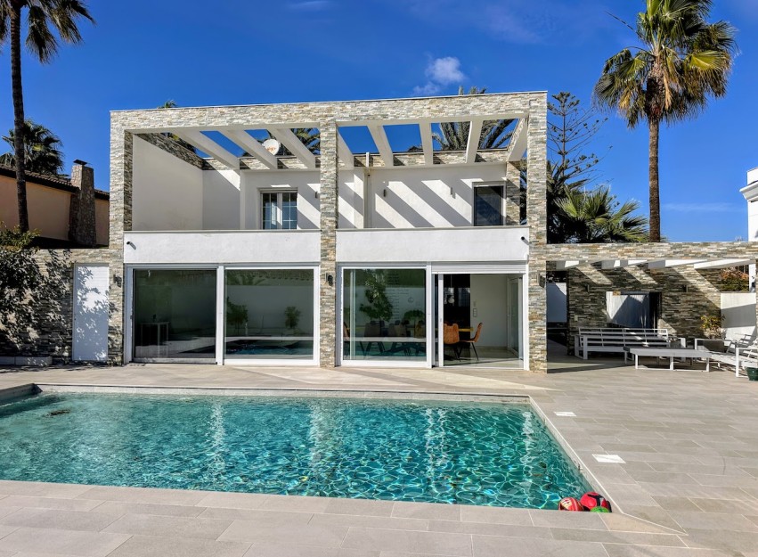Herverkoop - Villa - Orihuela Costa - La Zenia