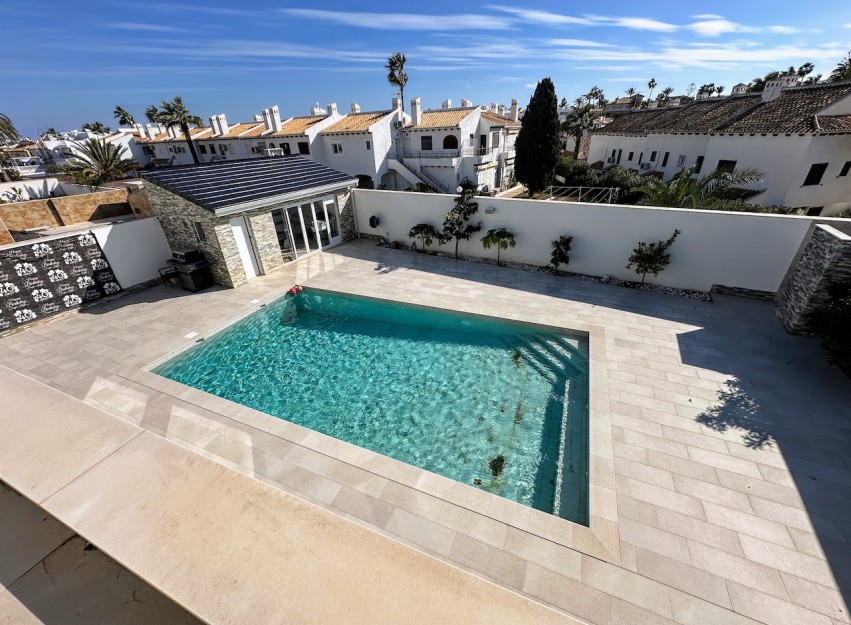 Herverkoop - Villa - Orihuela Costa - La Zenia