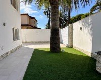Herverkoop - Villa - Orihuela Costa - La Zenia