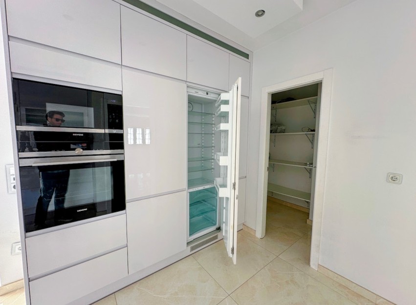 Herverkoop - Villa - Orihuela Costa - La Zenia