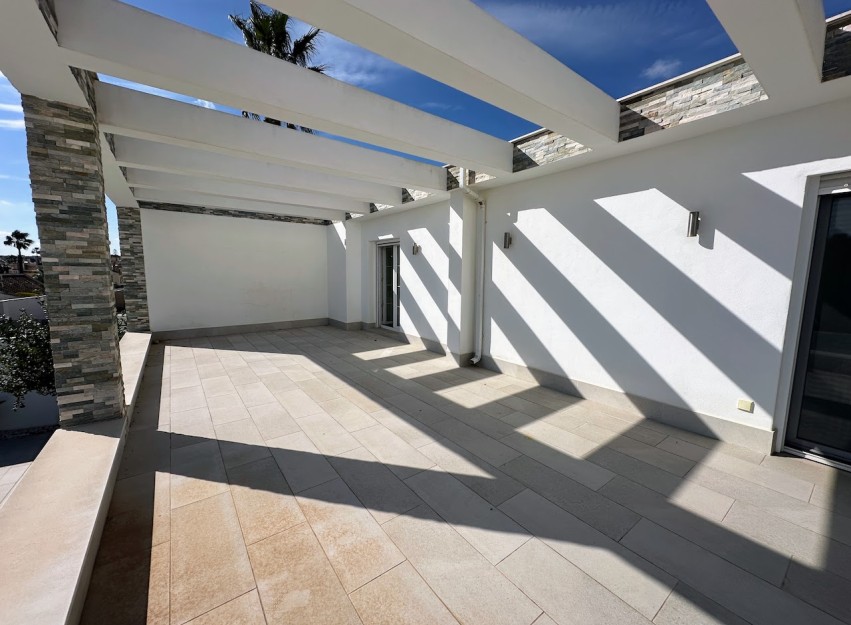Herverkoop - Villa - Orihuela Costa - La Zenia
