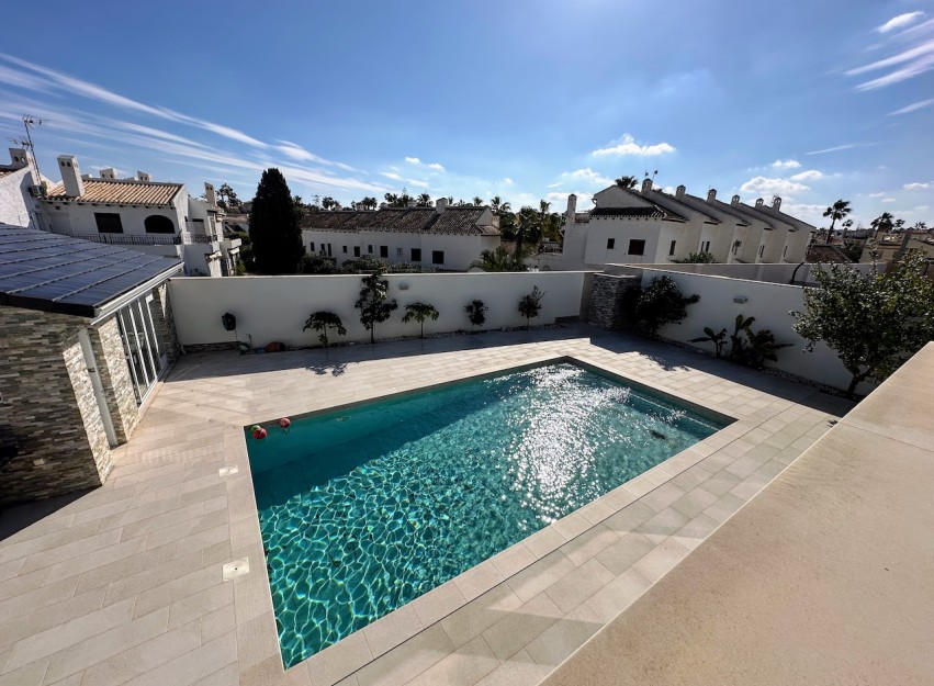 Herverkoop - Villa - Orihuela Costa - La Zenia