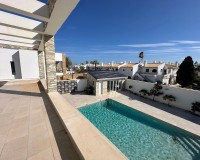 Herverkoop - Villa - Orihuela Costa - La Zenia