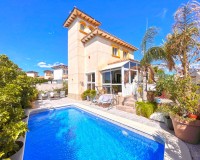 Herverkoop - Villa - Orihuela Costa - La Zenia
