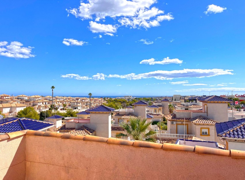 Herverkoop - Villa - Orihuela Costa - La Zenia